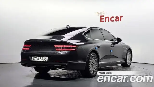 Genesis Electrified G80 2021 — Photo 2/20
