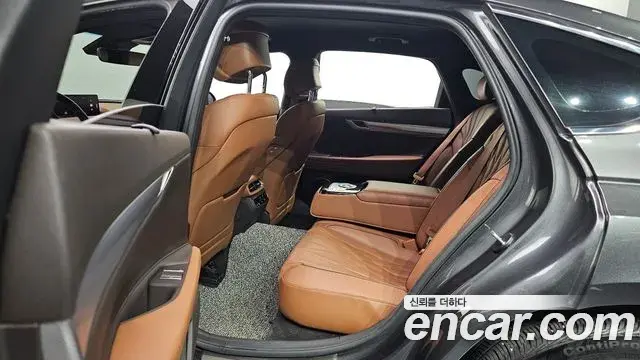 Genesis Electrified G80 2021 — Photo 11/20