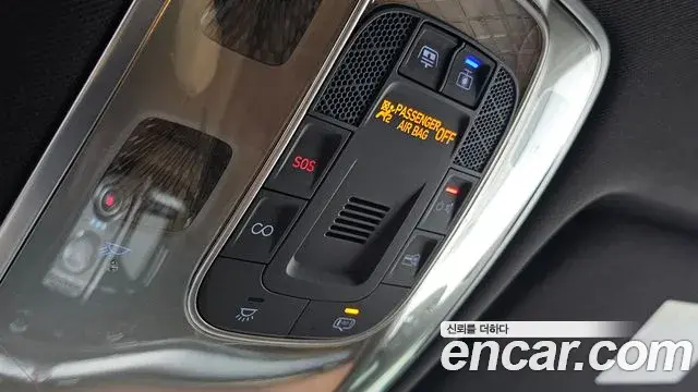 Genesis Electrified G80 2021 — Photo 17/20