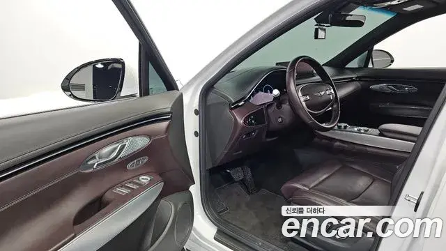 Genesis GV70 2021 — Photo 10/20