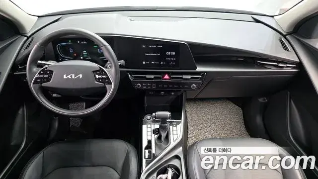 Kia Niro 2022 — Фото 7/20