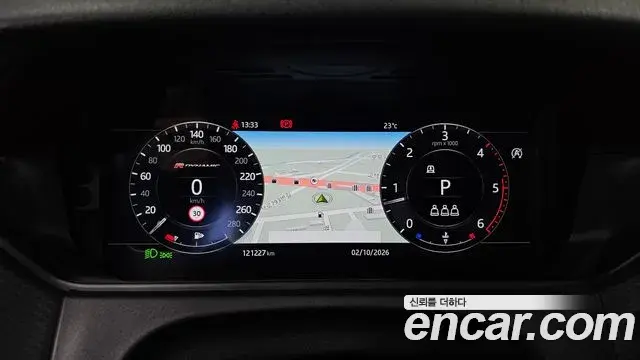 Land Rover Range Rover Velar 2019 — Şəkil 32/33
