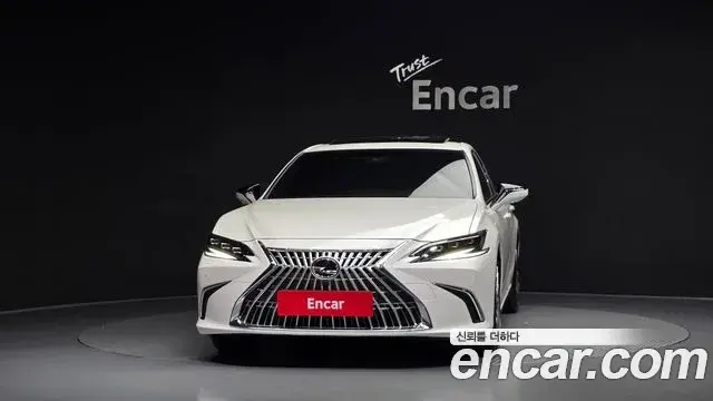 Lexus ES300h 2025 — Şəkil 3/20