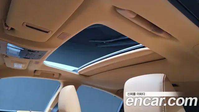 Lexus ES300h 2025 — Şəkil 18/20