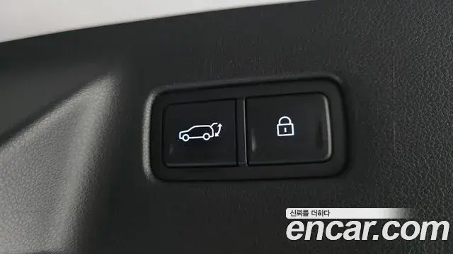 Hyundai Santa Fe 2024 — Photo 19/20