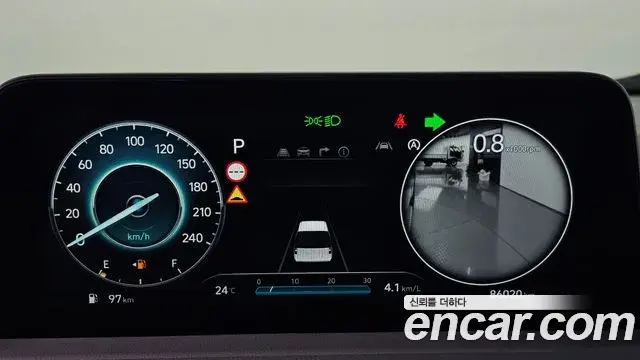 Hyundai Staria 2021 — Photo 8/20