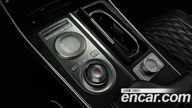 Genesis GV80 2022 — Şəkil 9/20
