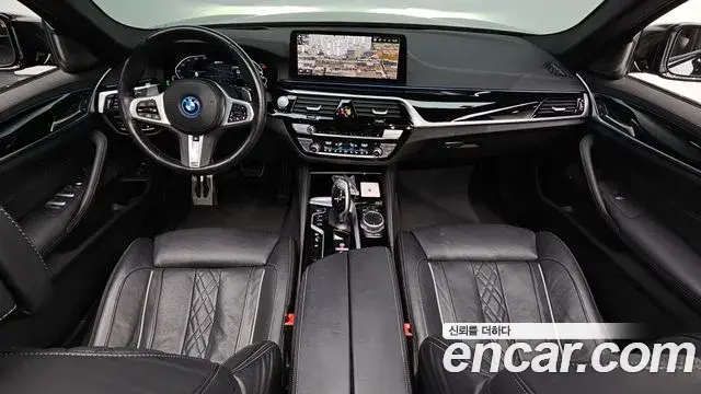 BMW 5 Series 2022 — Şəkil 7/20