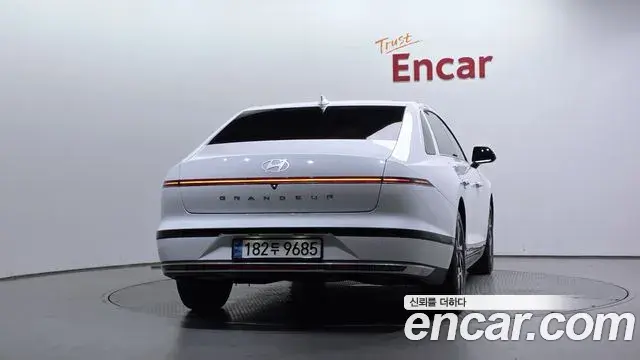Hyundai Grandeur 2023 — Şəkil 4/20