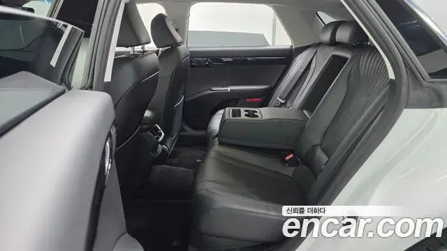 Hyundai Grandeur 2023 — Şəkil 12/20