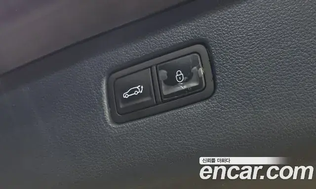 Genesis GV80 2023 — Photo 19/20