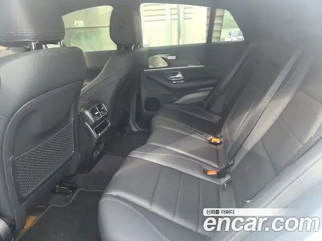 Mercedes-Benz GLE-Class 2026 — Photo 4/7