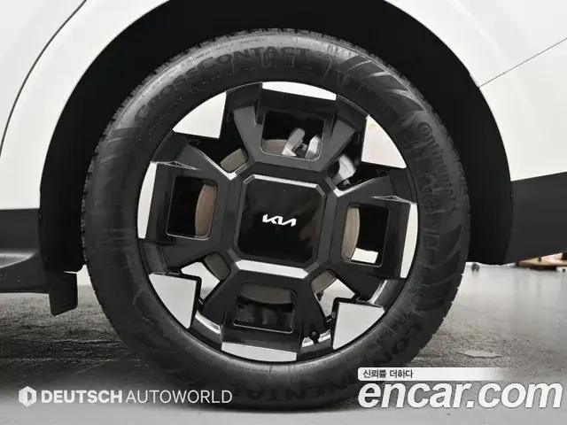 Kia Carnival 2024 — Photo 4/20