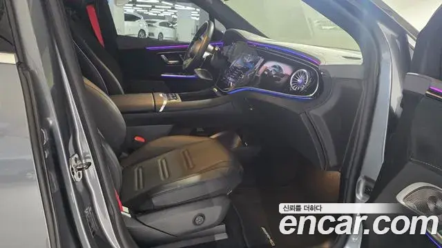 Mercedes-Benz EQE SUV 2024 — Photo 19/20