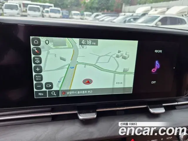Kia Carnival 2021 — Photo 13/20