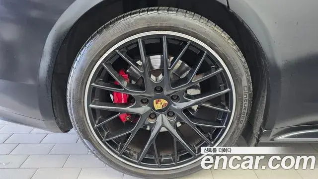 Porsche Panamera 2019 — Şəkil 4/20