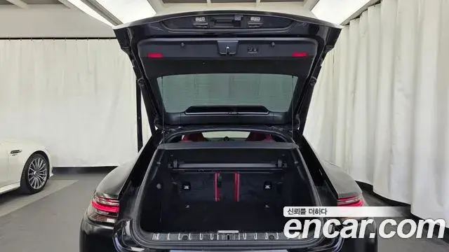 Porsche Panamera 2019 — Şəkil 19/20