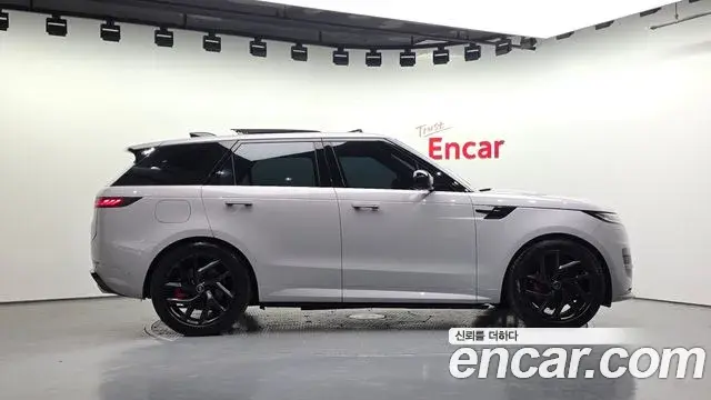 Land Rover Range Rover Sport 2025 — Şəkil 13/20