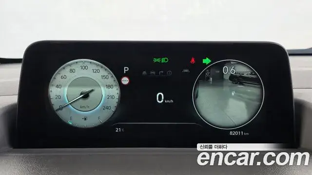 Hyundai Staria 2021 — Şəkil 8/20
