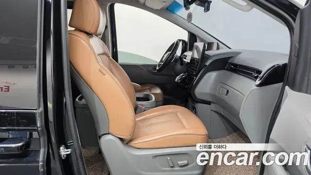 Hyundai Staria 2021 — Şəkil 11/20