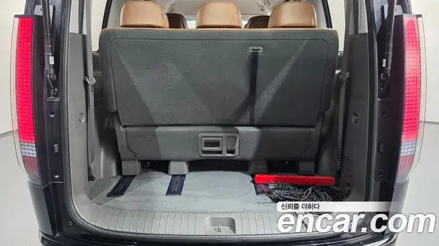 Hyundai Staria 2021 — Şəkil 20/20