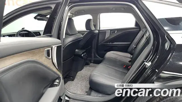 Kia K8 2022 — Şəkil 12/20