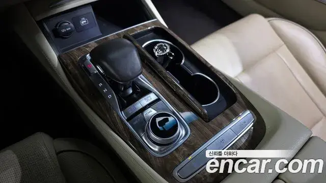 Kia The K9 2018 — Photo 9/20