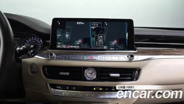 Kia The K9 2018 — Photo 15/20