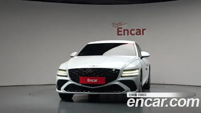 Genesis Electrified G80 2024 — Photo 3/20