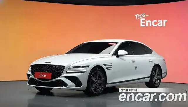 Genesis Electrified G80 2024 — Photo 1/20