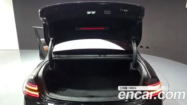 Genesis Electrified G80 2020 — Şəkil 20/20