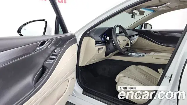 Genesis Electrified G80 2021 — Photo 10/20