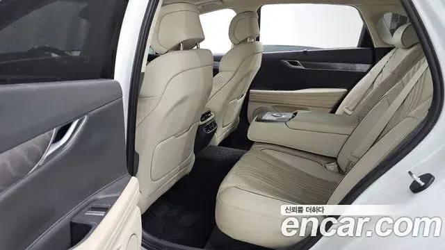 Genesis Electrified G80 2021 — Photo 11/20