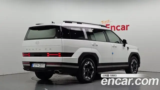 Hyundai Santa Fe 2025 — Фото 2/20