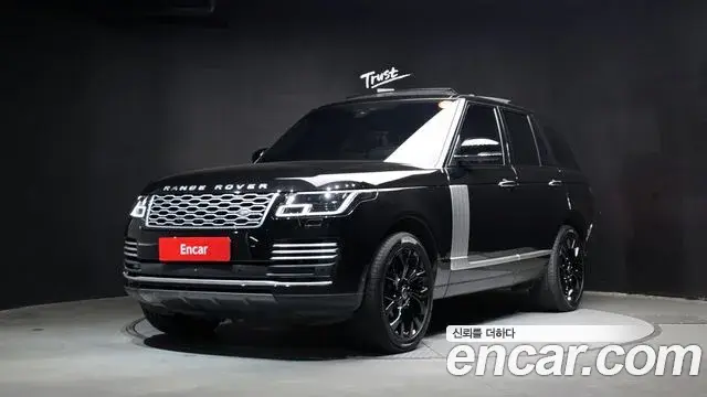 Land Rover Range Rover 2018 — Фото 1/20