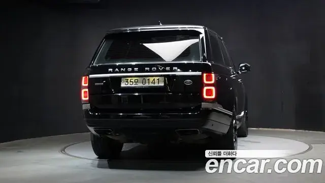 Land Rover Range Rover 2018 — Фото 4/20