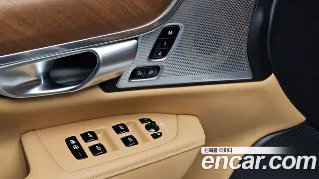 Volvo S90 2019 — ფოტო 4/30