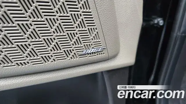 Kia Carnival 2026 — Şəkil 23/33