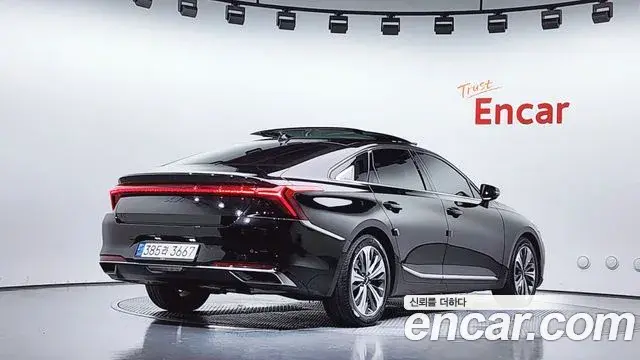 Kia K8 2021 — Şəkil 2/20