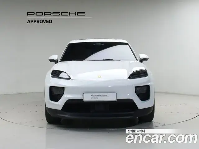 Porsche Macan EV, 2025
