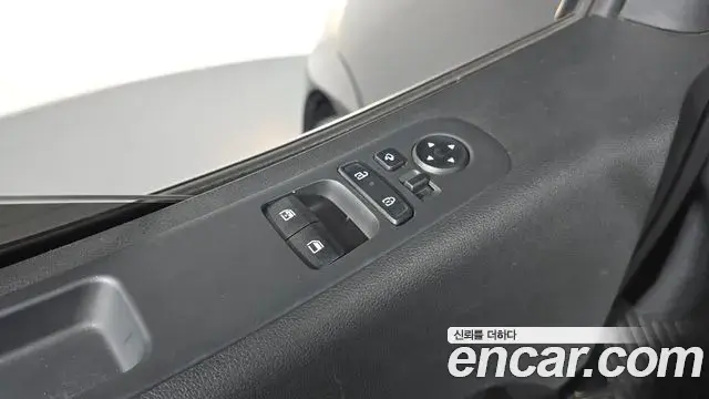 Hyundai Staria 2024 — Photo 20/20