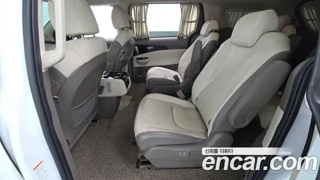 Kia Carnival 2022 — Photo 11/20