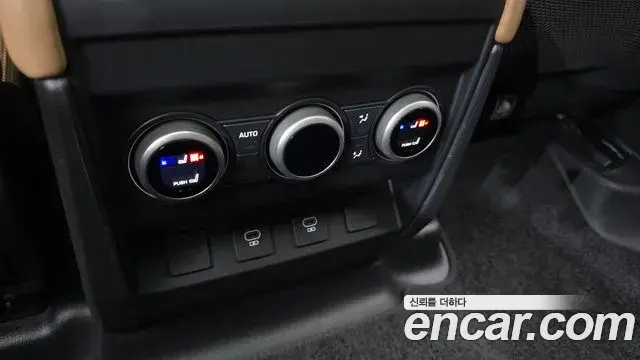 Land Rover Defender 2025 — Şəkil 17/20
