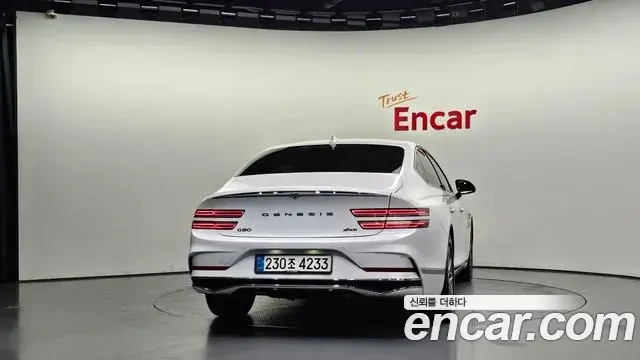 Genesis Electrified G80 2024 — Photo 4/20