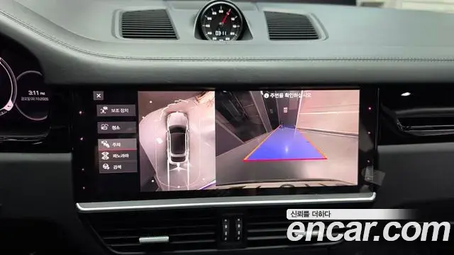 Porsche Cayenne 2021 — Photo 14/20