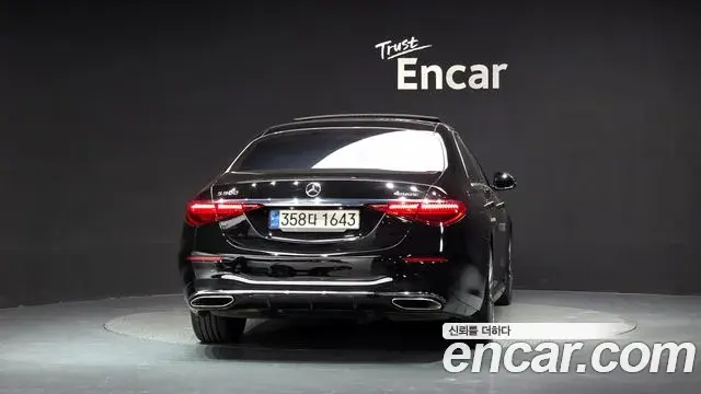 Mercedes-Benz S-Class 2021 — Photo 4/20