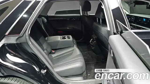 Hyundai Grandeur 2023 — Фото 11/20