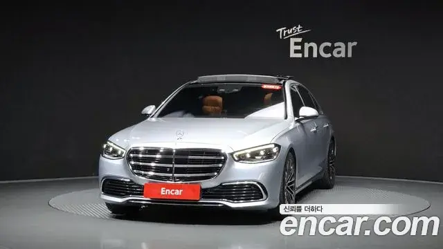 Mercedes-Benz S-Class 2021 — Photo 3/20
