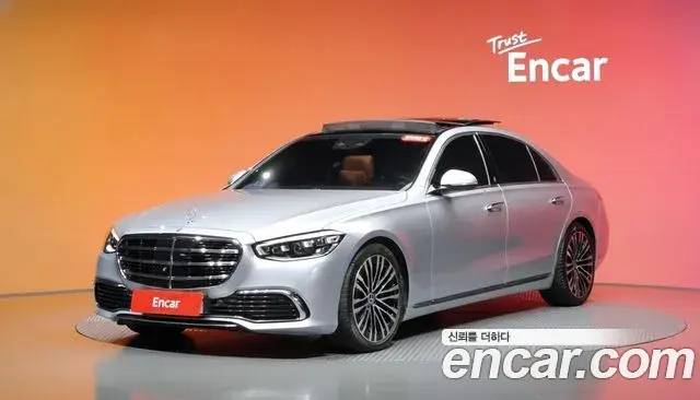 Mercedes-Benz S-Class 2021 — Photo 1/20