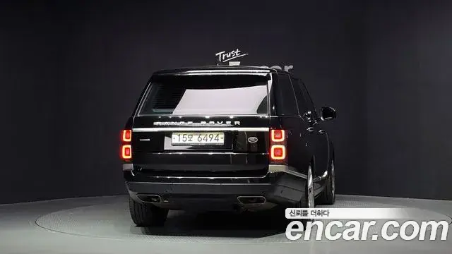 Land Rover Range Rover 2018 — Photo 4/20